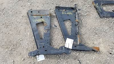 Volvo VNL Bracket