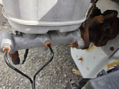 Ford F-550 Brake Booster