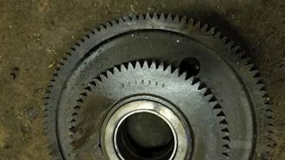 Caterpillar C15 Bull Gear for a 2006 Peterbilt 378