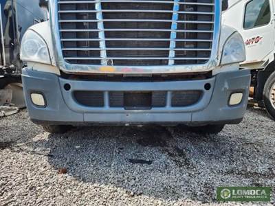 Freightliner Cascadia 125 Front Bumper