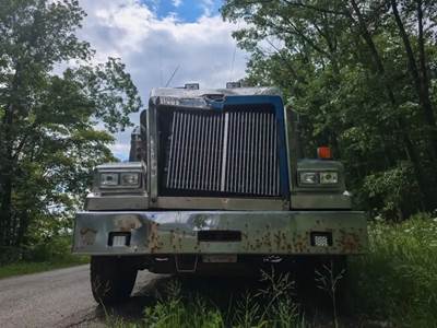 Western Star 4900FA Front Bumper for a 2014 Western Star 4900 FA