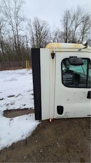 Freightliner Cascadia 125 Right Cab Fairing