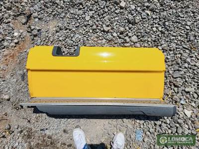 Freightliner Cascadia 125 Left Cab Fairing