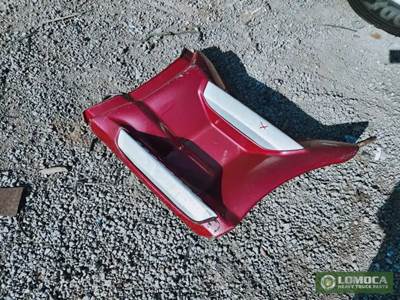 Kenworth T600 Right Cab Fairing for a 2009 Kenworth T660