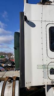 Kenworth T800 Right Cab Fairing