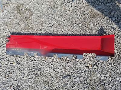 Volvo VNL Right Cab Fairing