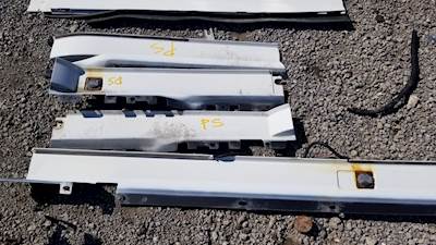 Volvo VNL Cab Fairing