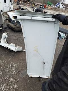 Volvo VNL Right Cab Fairing