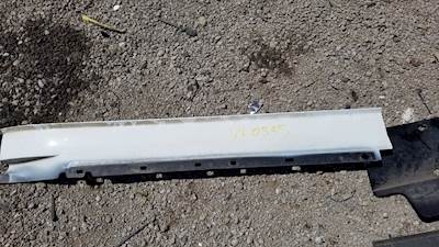 Volvo VNL Cab Fairing