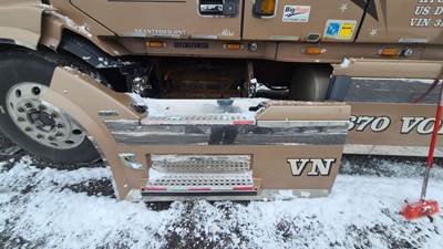 Volvo VNL Cab Fairing