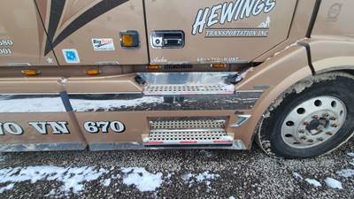 Volvo VNL Cab Fairing