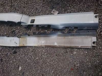 Volvo VNL Cab Fairing