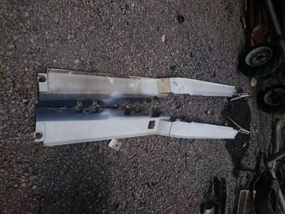 Volvo VNL Cab Fairing