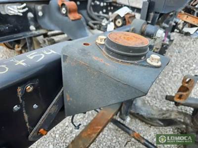 Ford F-750 Cab Mount