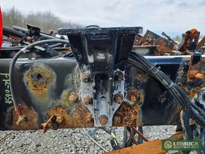 Freightliner Columbia 120 Cab Mount