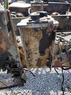 Freightliner FLD120SD Cab Mount