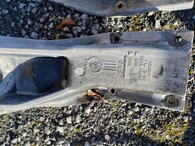 Kenworth T680 Cab Mount