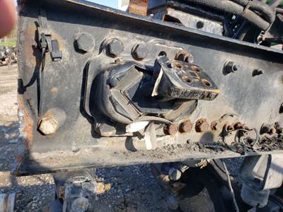 Kenworth T680 Cab Mount