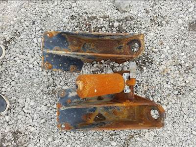 Kenworth T800 Cab Mount