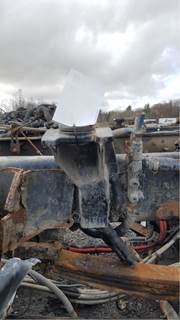 Kenworth T800 Cab Mount