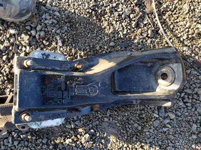 Kenworth T800 Cab Mount