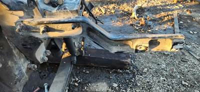 Kenworth T880 Cab Mount