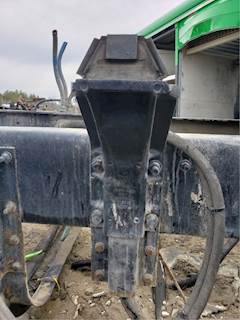 Kenworth W900 Cab Mount