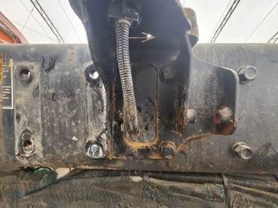 Kenworth W900 Cab Mount