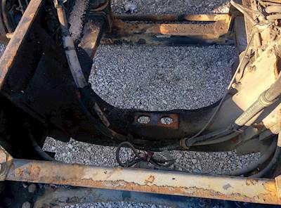 Mack CH613 Cab Mount