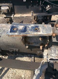 Mack Pinnacle CXU613 Cab Mount for a 2008 Mack CXU613