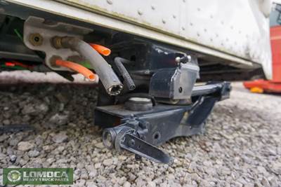 Peterbilt 348 Cab Mount