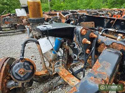 Peterbilt 384 Cab Mount