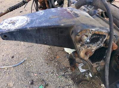 Peterbilt 386 Cab Mount