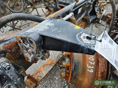 Peterbilt 386 Cab Mount