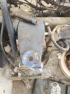 Peterbilt 388 Cab Mount