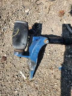 Peterbilt 388 Cab Mount