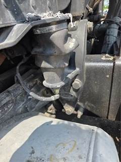 Peterbilt 389 Cab Mount