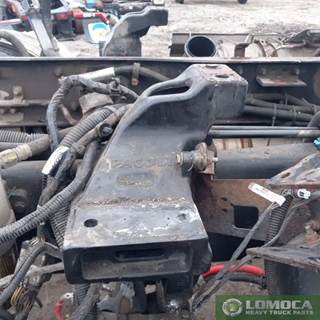 Peterbilt 579 Cab Mount