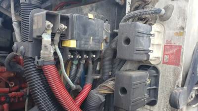 International LT625 Cab Wiring Harness