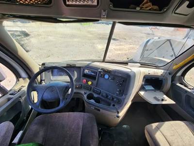 Freightliner Cascadia 125 Cab Assembly