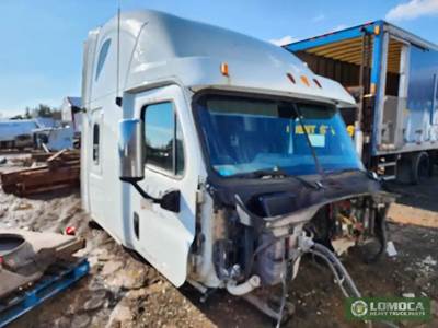 Freightliner Cascadia Cab Assembly for a 2013 Freightliner Cascadia 125