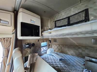 Kenworth T680 Cab Assembly