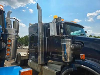 Kenworth T800 Cab Assembly