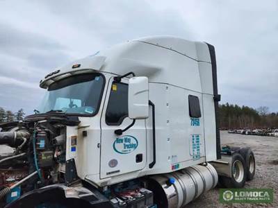 Mack Anthem Cab Assembly