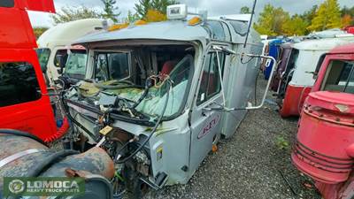 Mack CH613 Cab Assembly