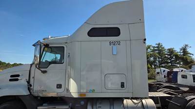 Mack Pinnacle CXU613 Cab Assembly for a 2015 Mack CXU613