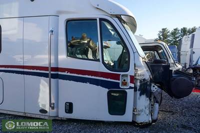 Peterbilt 387 Cab Assembly