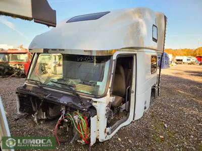 Volvo VNL Cab Assembly