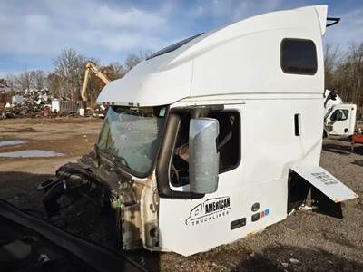 Volvo VNL Cab Assembly