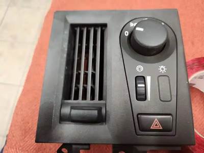 Volvo VNL Cab Assembly